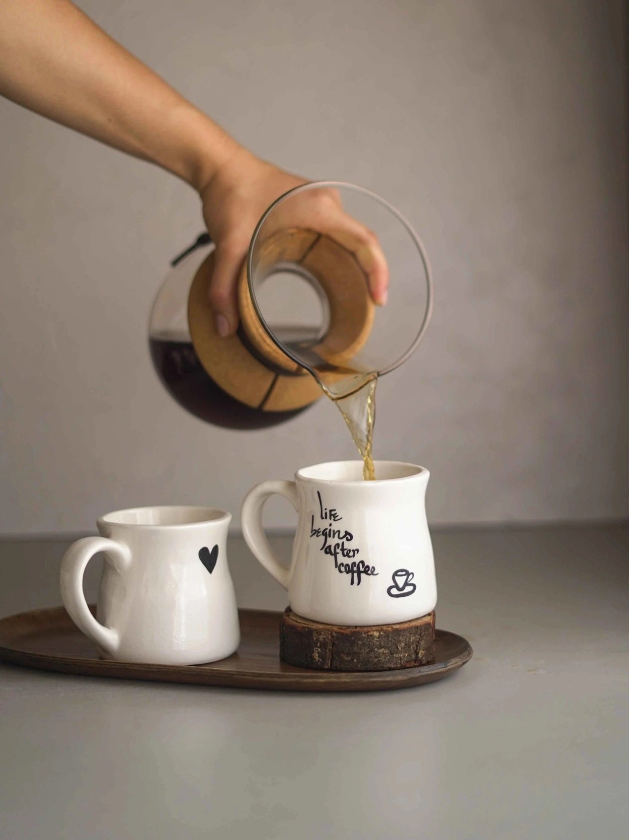 Mug en céramique blanche "Life begins after coffee" Musaïca