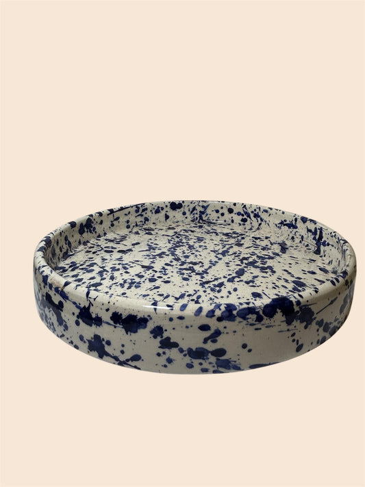 Plat en céramique blanc et bleu Musaïca