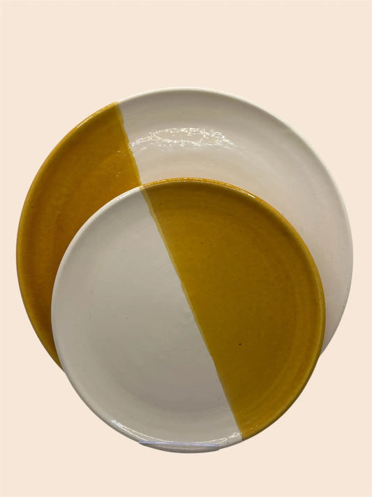 assiette céramique moutarde et blanc 25 et 20cm