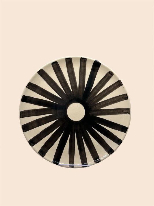 assiette soleil noir 20cm en céramique 