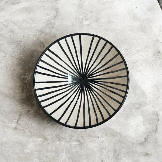 bol en terre cuite 26cm - fait main au Maroc - rayure blanc et noir, usage alimentaire